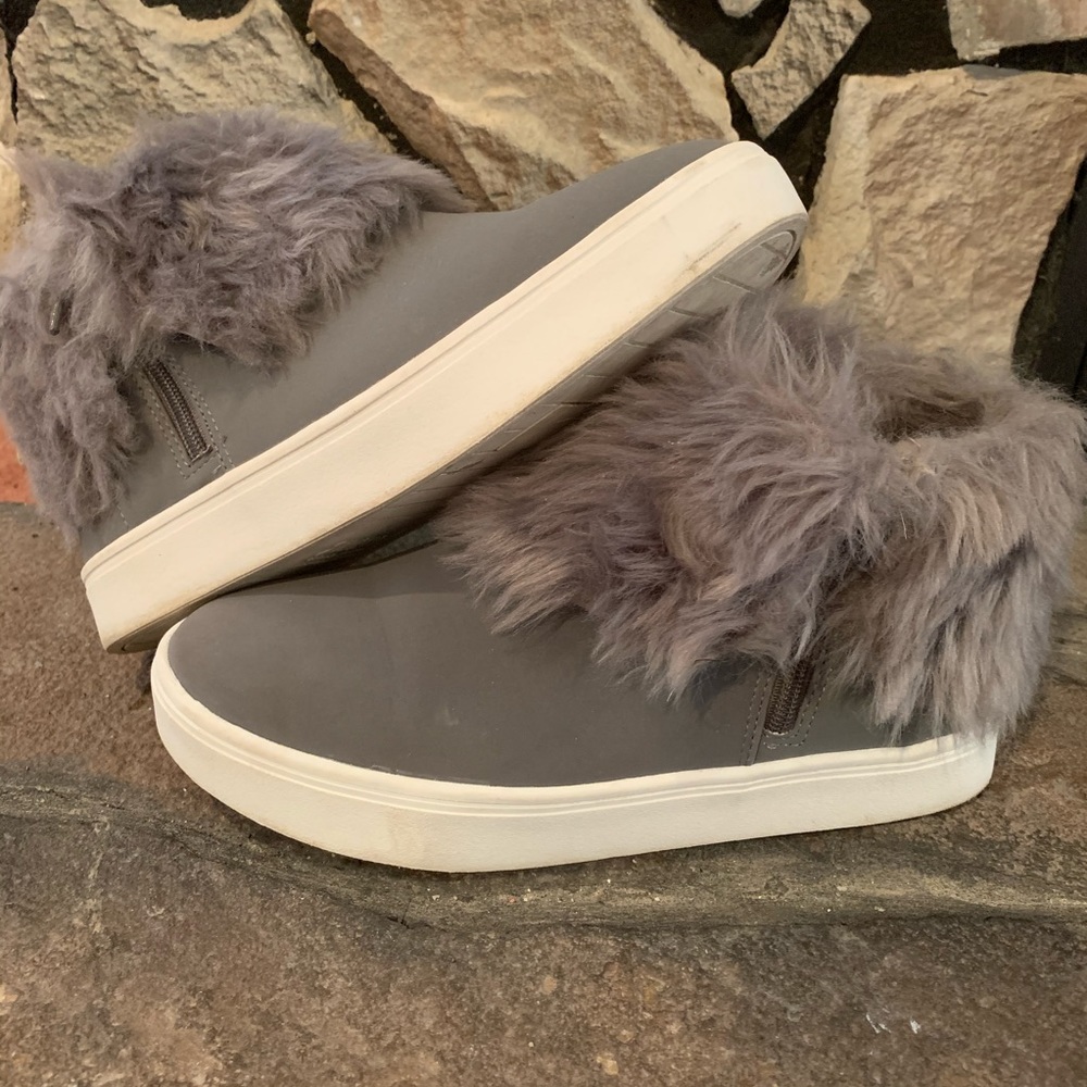 Brash Gray Women’s Shoes